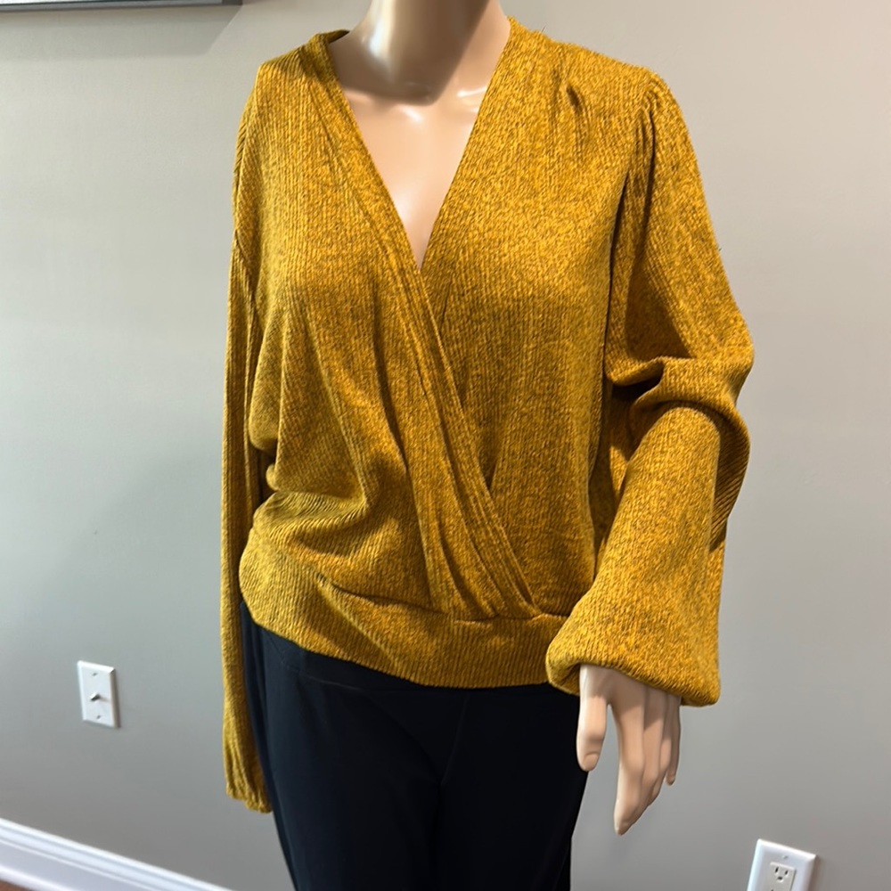 Anthropologie Amadi XL gold v neck sweater new with tags